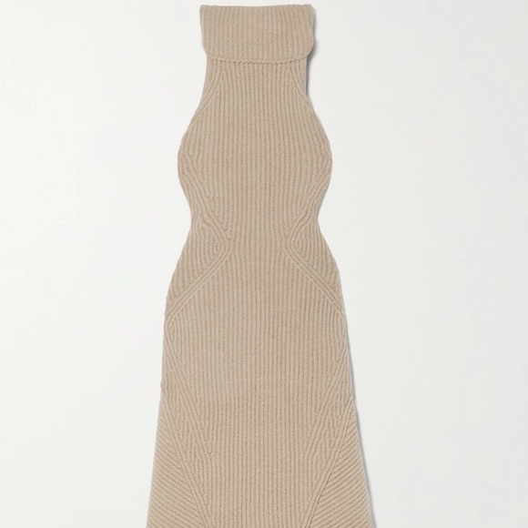 Cult Gaia's 'Akiko' dress - Picture 2 of 7